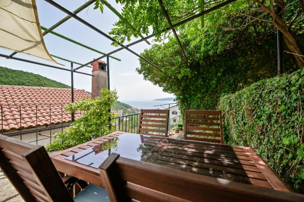 Apartment Mediterranean Moscenicka Draga Luaran gambar